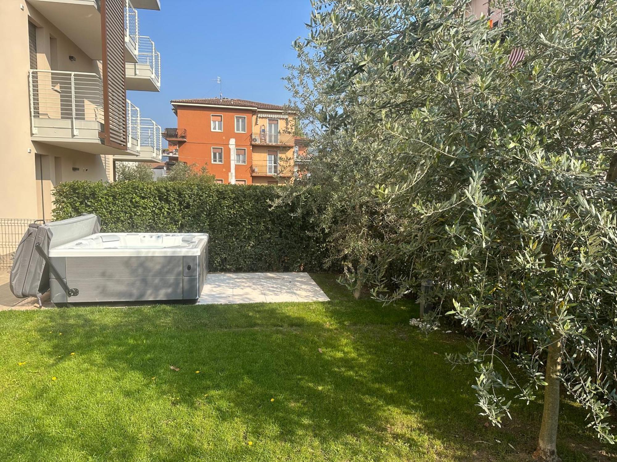Lifestyle Apartments Dante Bardolino Exterior foto